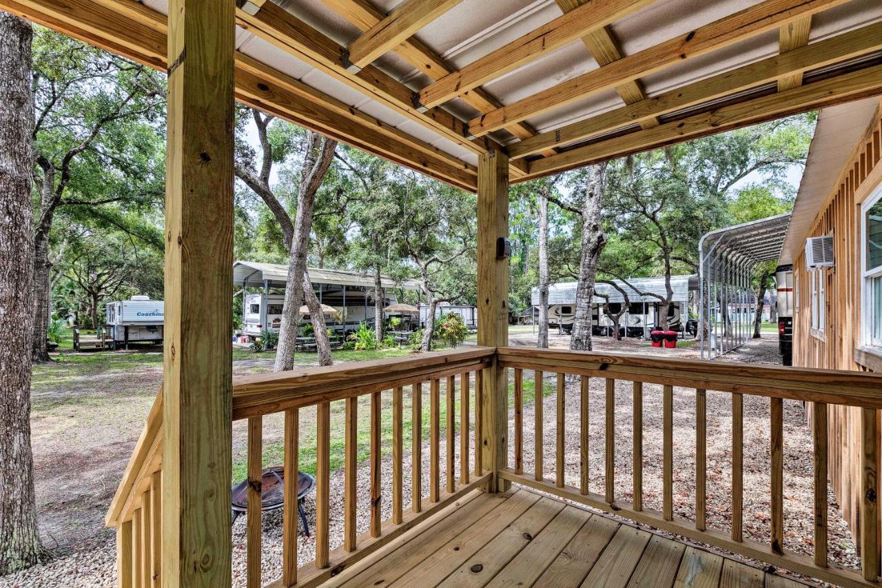 Cabin With Fire Pit, Walk To Steinhatchee River! Eksteriør billede